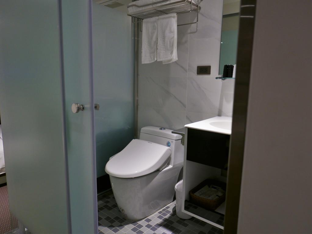 泊居旅店 Oursinn Hotel Taipei Exteriör bild