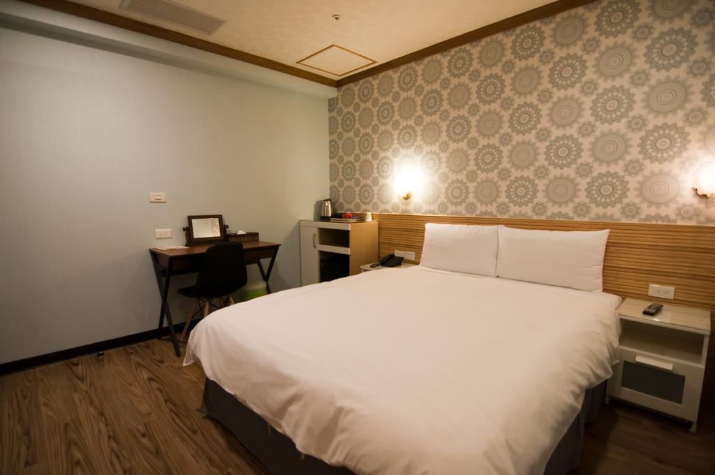 泊居旅店 Oursinn Hotel Taipei Exteriör bild