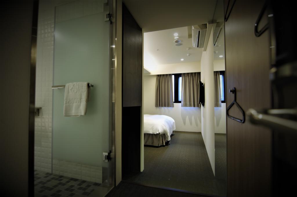 泊居旅店 Oursinn Hotel Taipei Exteriör bild