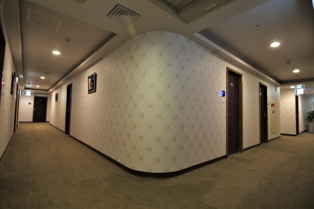 泊居旅店 Oursinn Hotel Taipei Exteriör bild