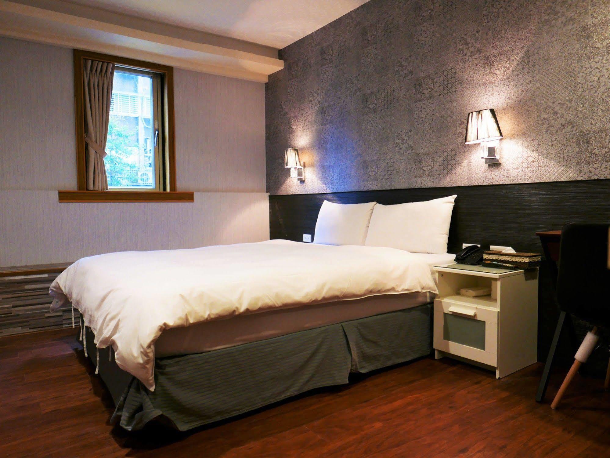 泊居旅店 Oursinn Hotel Taipei Exteriör bild
